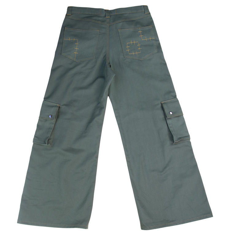 Signature Cut Pants in Uniform Olive